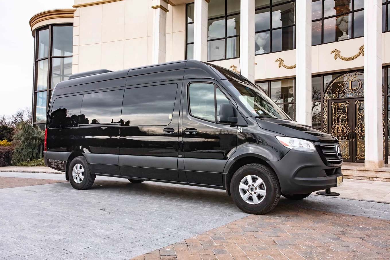 ExecutiveMercedesBenzSprinter-3